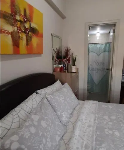 150 Newport - Near Naia T3 Airport