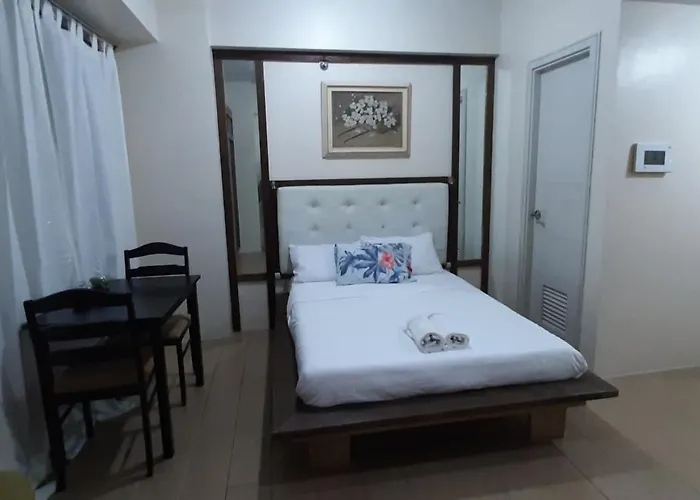 150 Newport - Near Naia T3 Airport