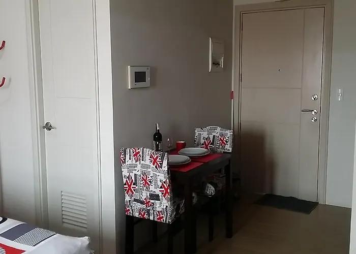Apartment 150 Newport - Near Naia T3 Airport