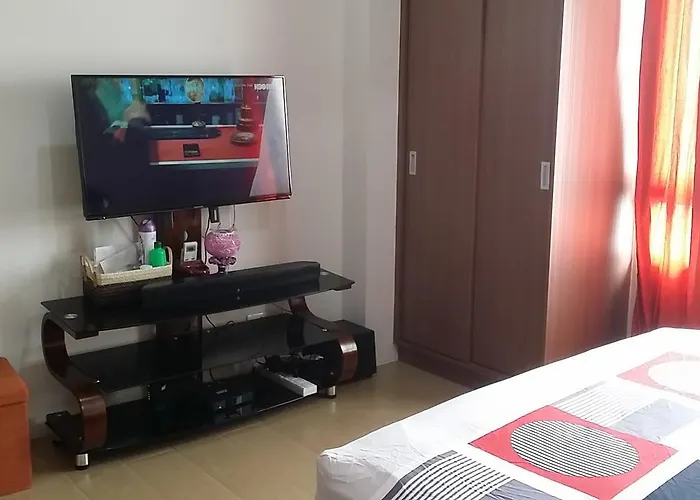 Apartment 150 Newport - Near Naia T3 Airport