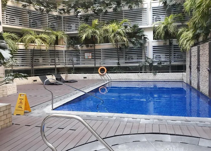150 Newport - Near Naia T3 Airport Apartment