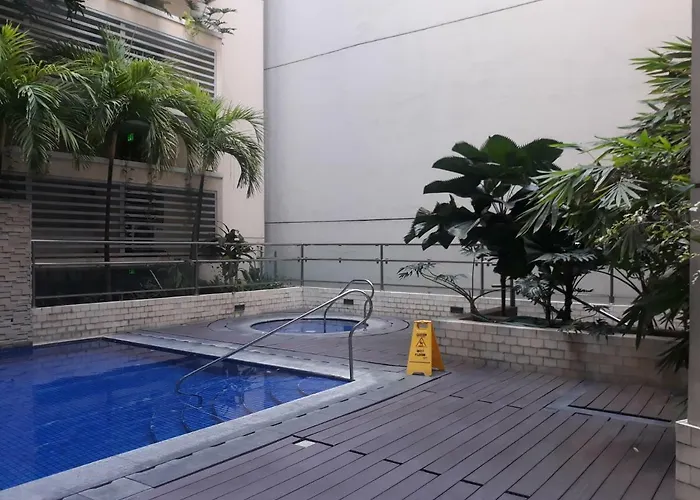 Apartment 150 Newport - Near Naia T3 Airport *