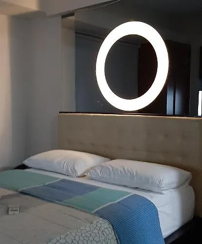 150 Newport - Near Naia T3 Airport Apartment